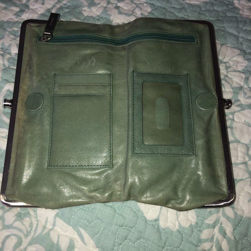 Hobo wallet light green with silver hardware